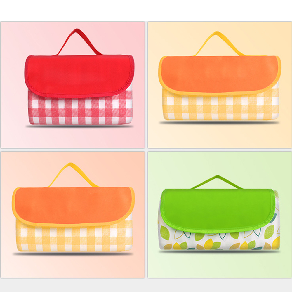 1.5m x 1m Outdoor moistureproof picnic blanket beach mat 9
