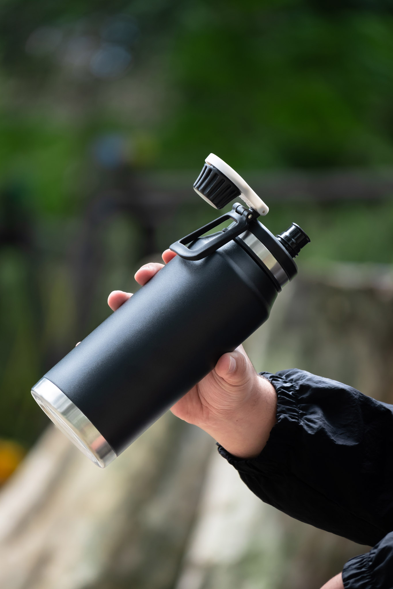 32 oz Polar Growler Bottle, custom water bottle with logo imprint 1