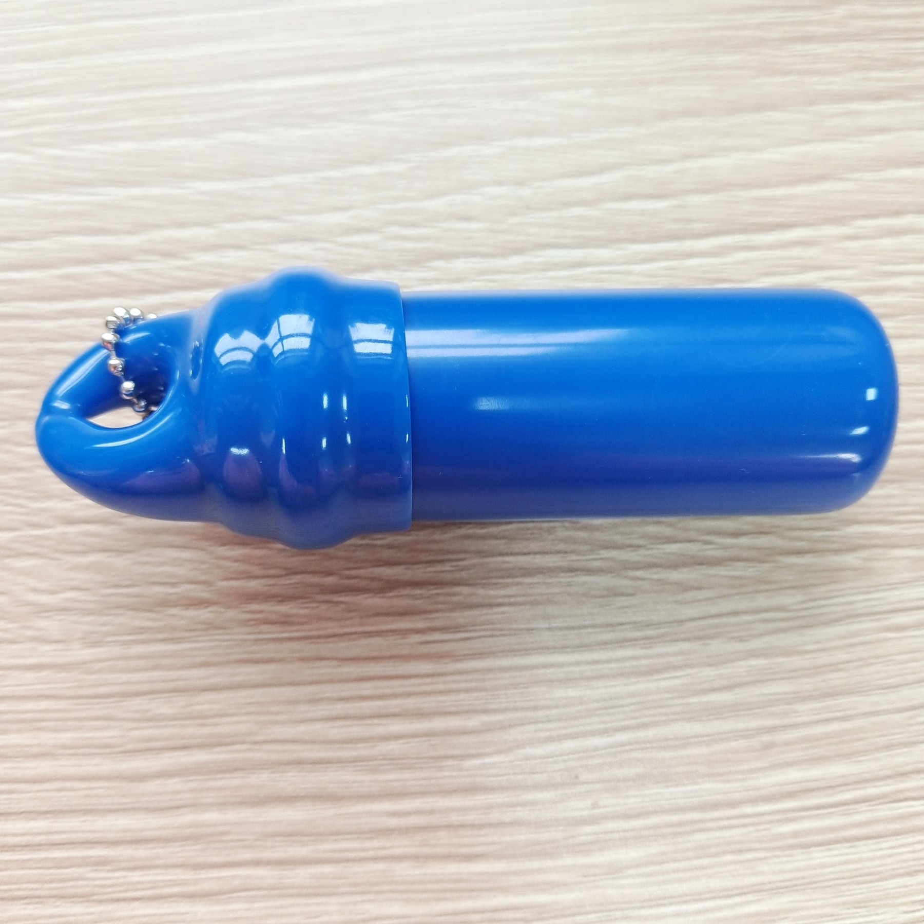 Floating Keychain 2