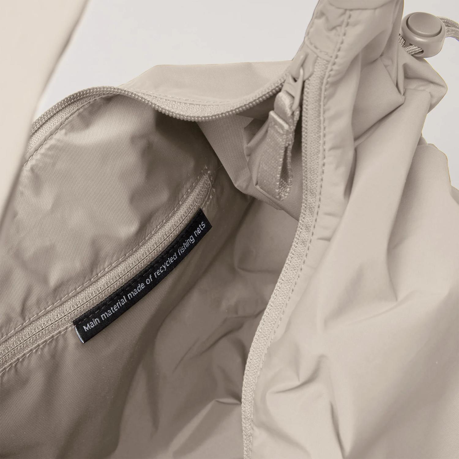 GOT BAG® Mellow – GOTS Certified Ocean Plastic Shoulder Bag 5