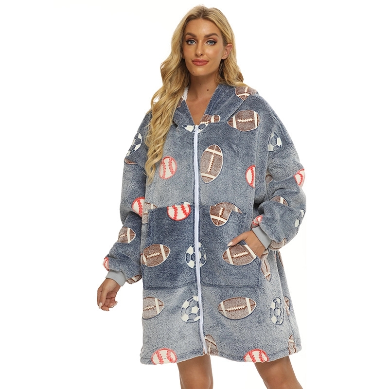 Oversized Microfiber & Sherpa Wearable Blanket 9