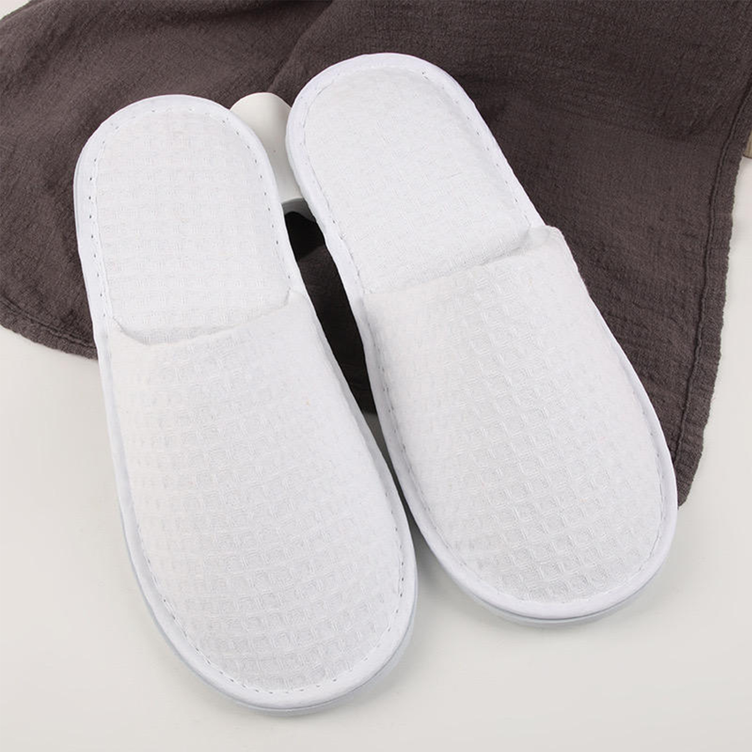 Disposable Closed Toe Waffle Slippers 7