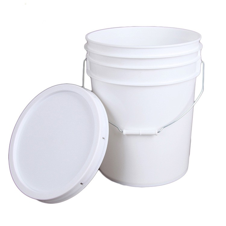 5 Gallon Large Bucket with Handle 2