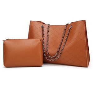 Ladies Chain Shoulder Bag With Quilted Design 4