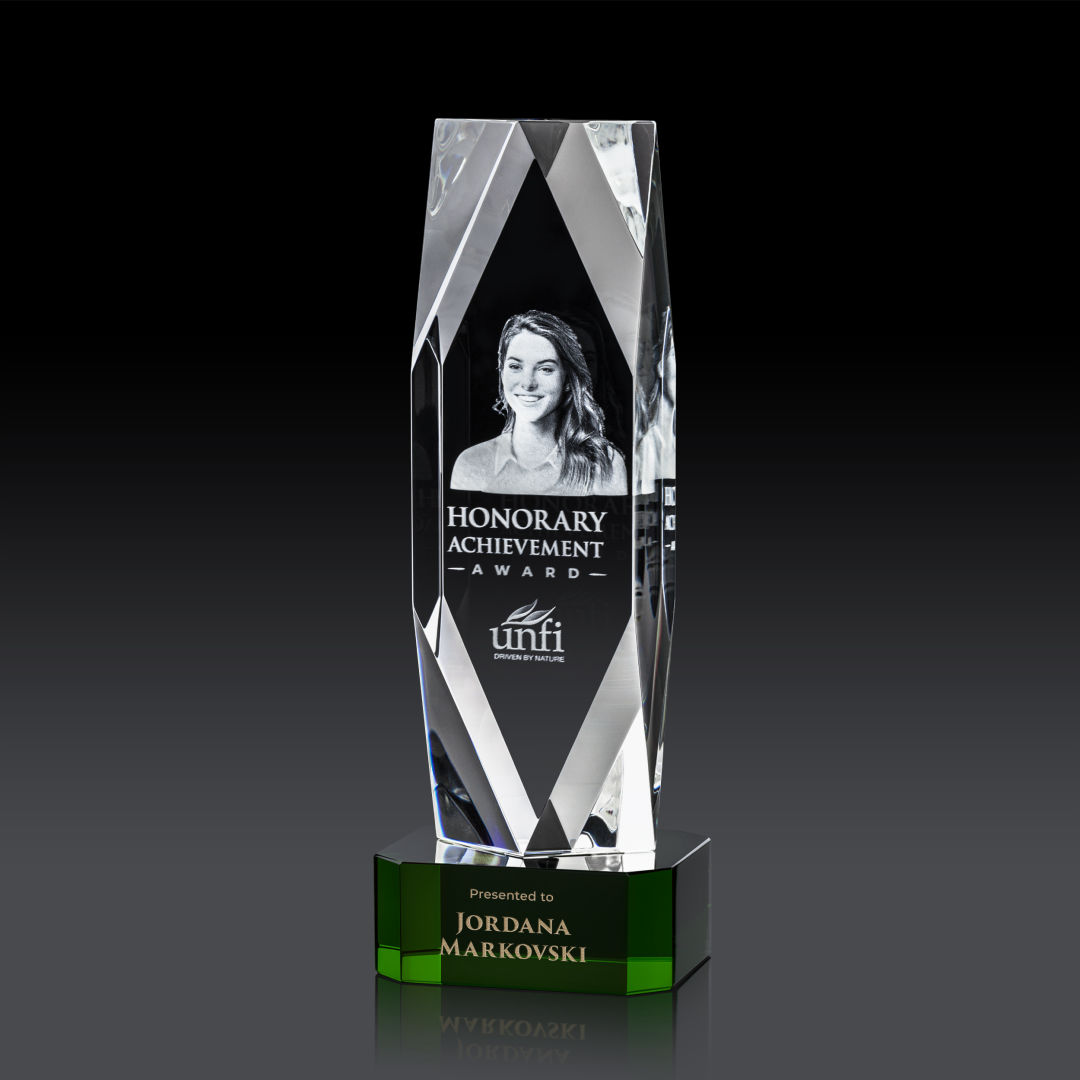 Delta 3D Award on Base - Green 2