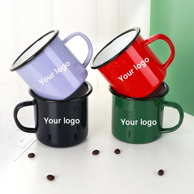 11.8 oz Christmas Campfire Coffee Mug 1