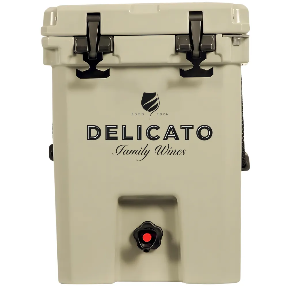 20L Drink Cooler with 2 Molded-in Beverage Holders 6