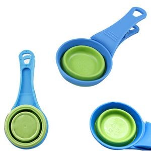 Multifunctional Collapsible Pet Feeding Scoop With Clip 8