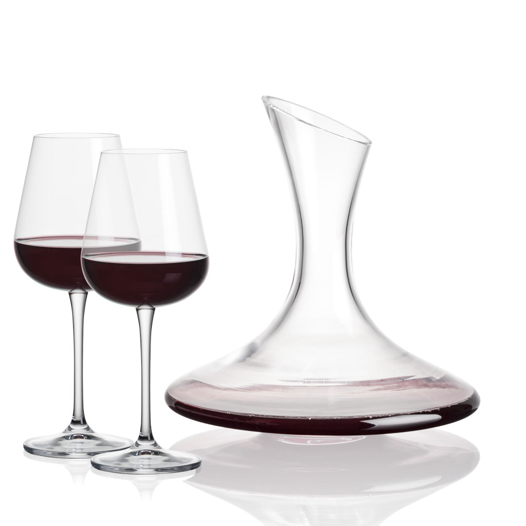 Madagascar Carafe & Howden Wine 1