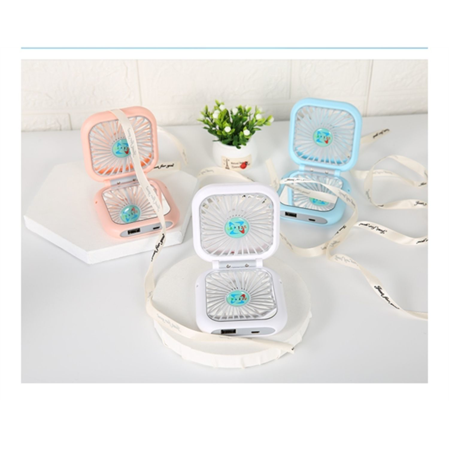 Neck Fan with 3000mah Power Bank 2