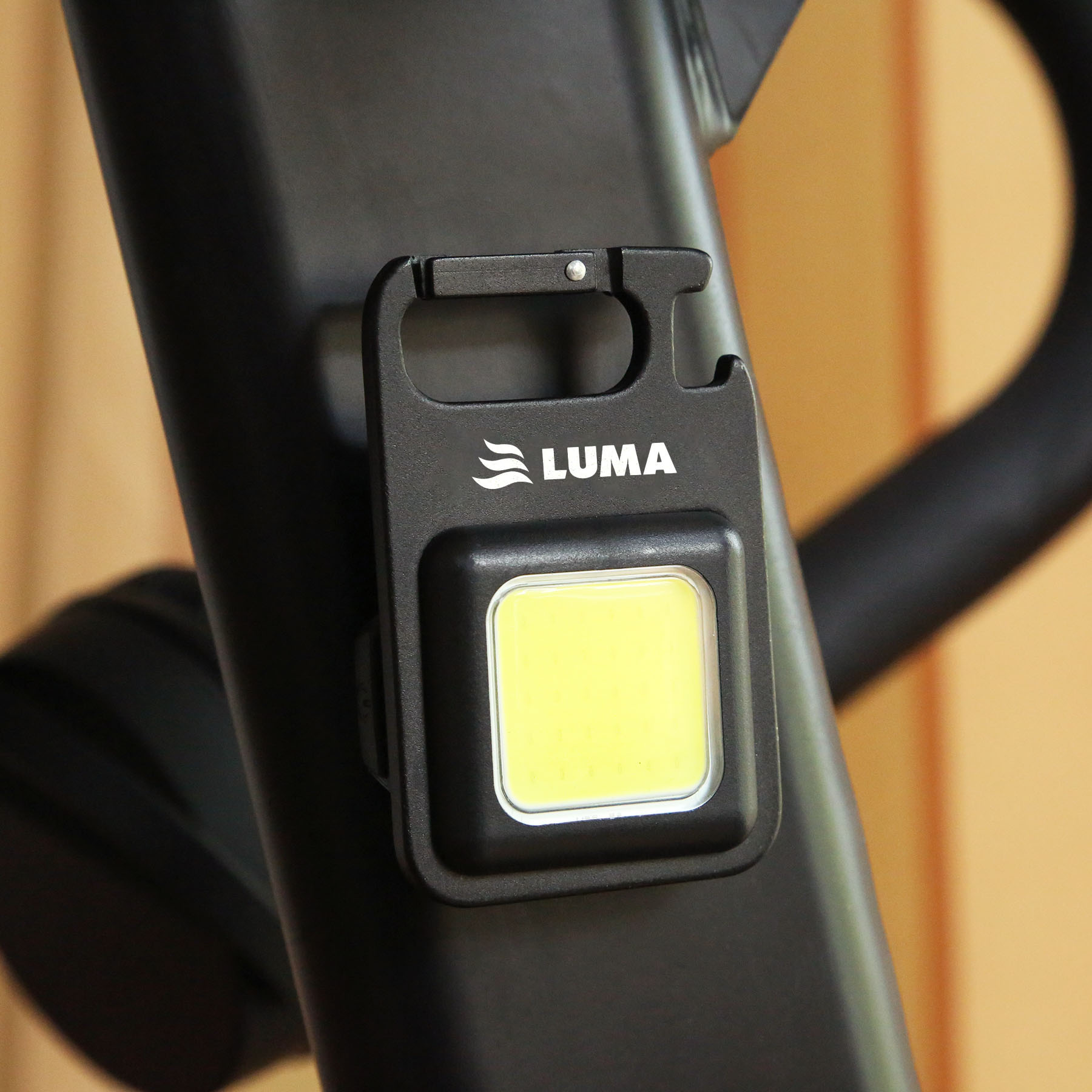 reNew Rechargeable COB Magnetic Light 4