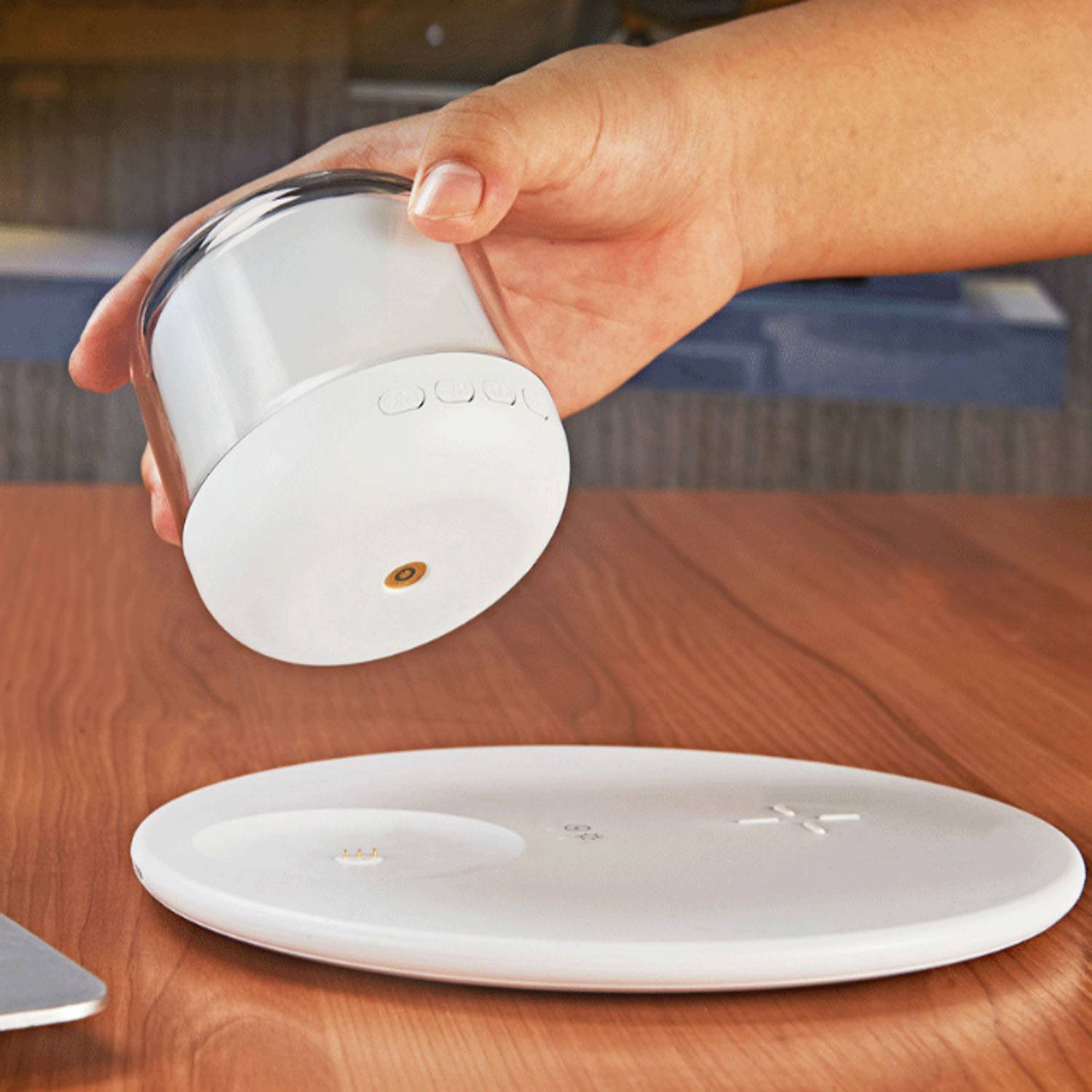 Wireless Fast Charging Station with Night Light and  Speaker 5
