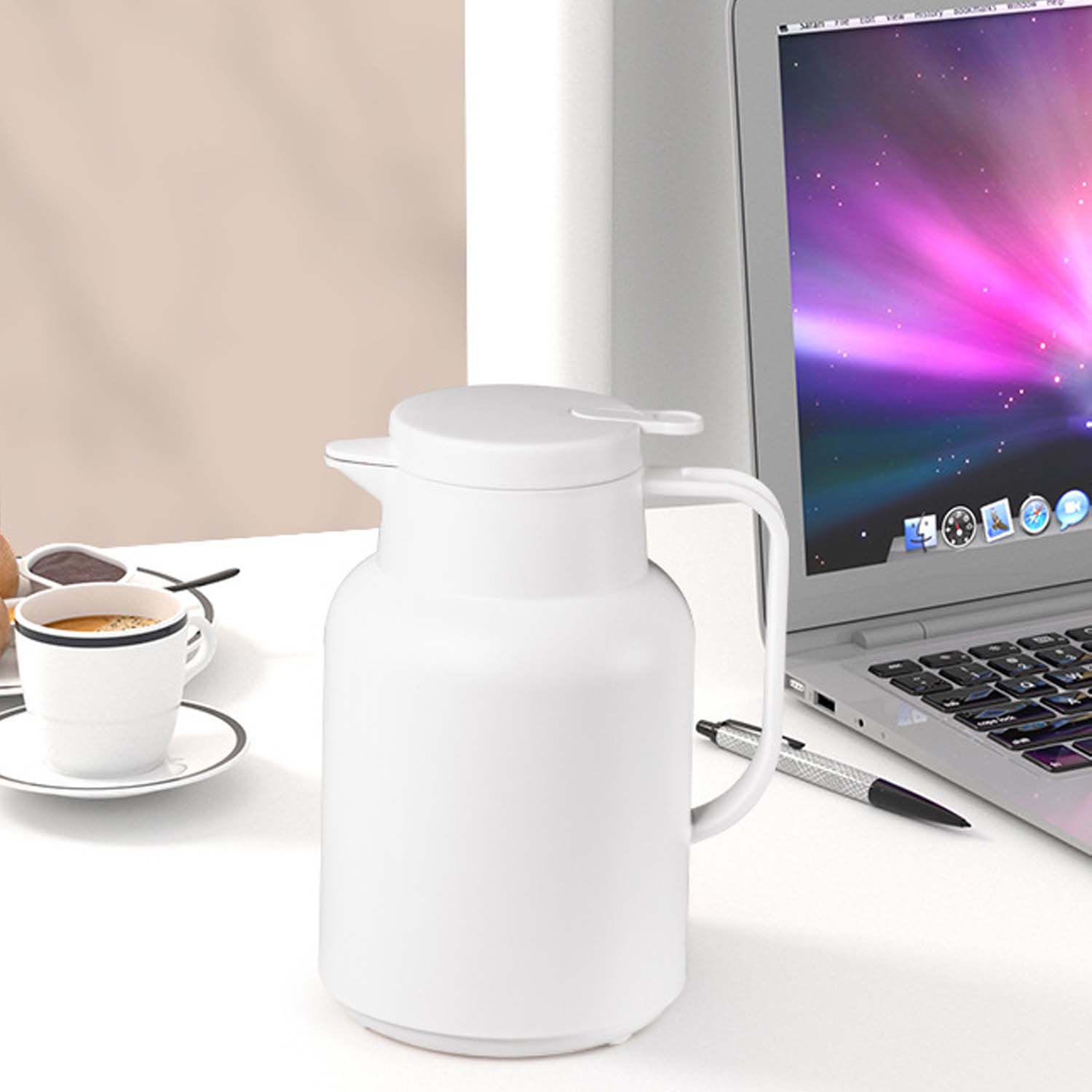 Vacuum Insulated Thermal Coffee Carafe 2