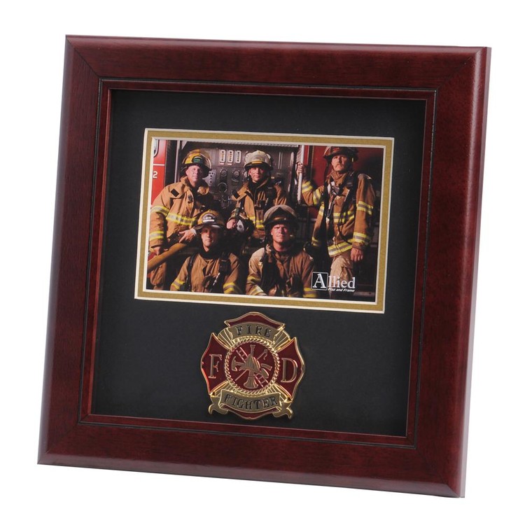 Firefighter Medallion 4-Inch by 6-Inch Landscape Picture Frame 1