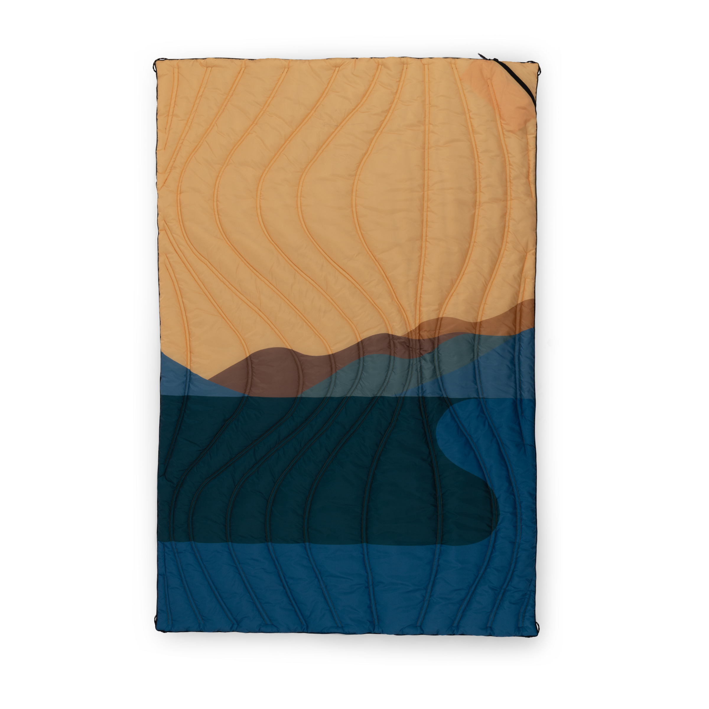 Aura Outdoor Puffer Blanket 2