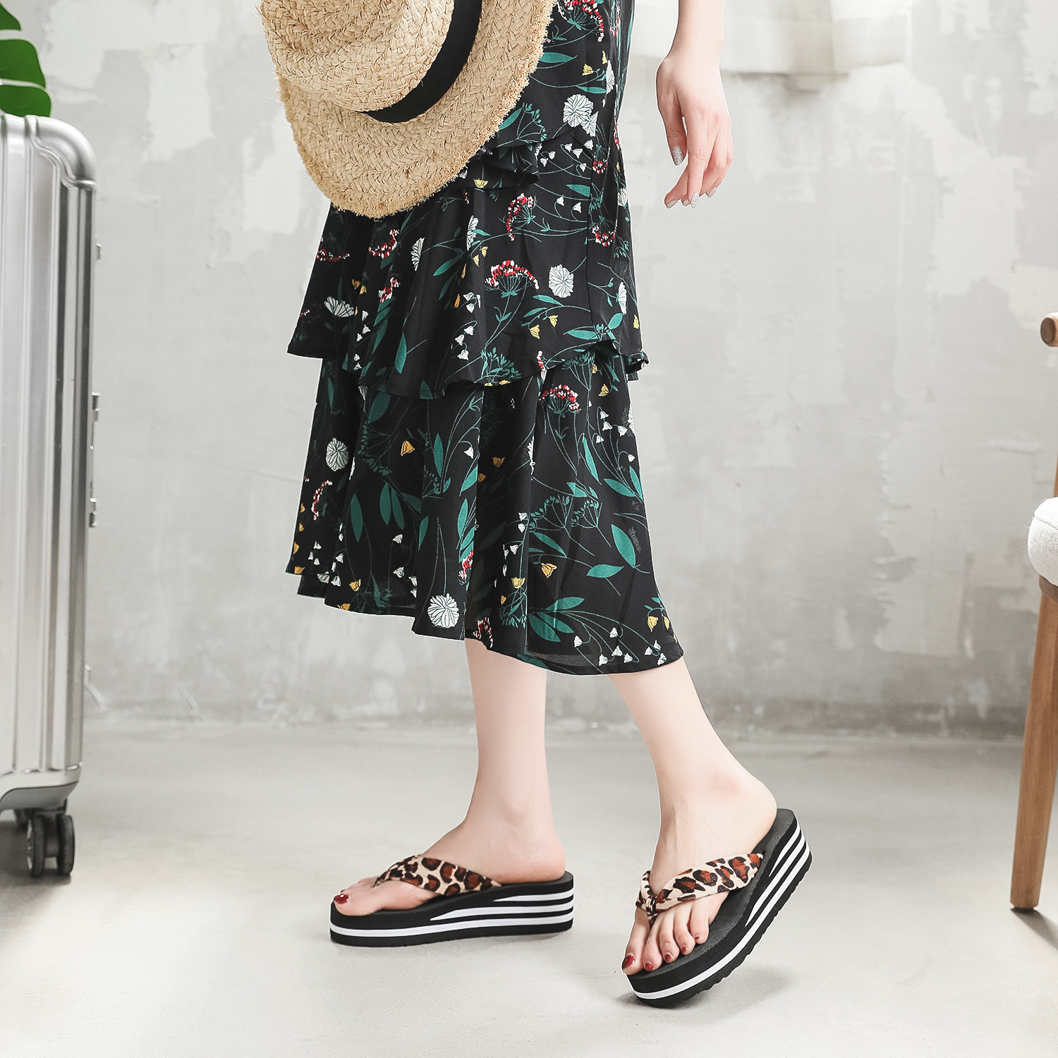 Unisex heeled flip flops 7