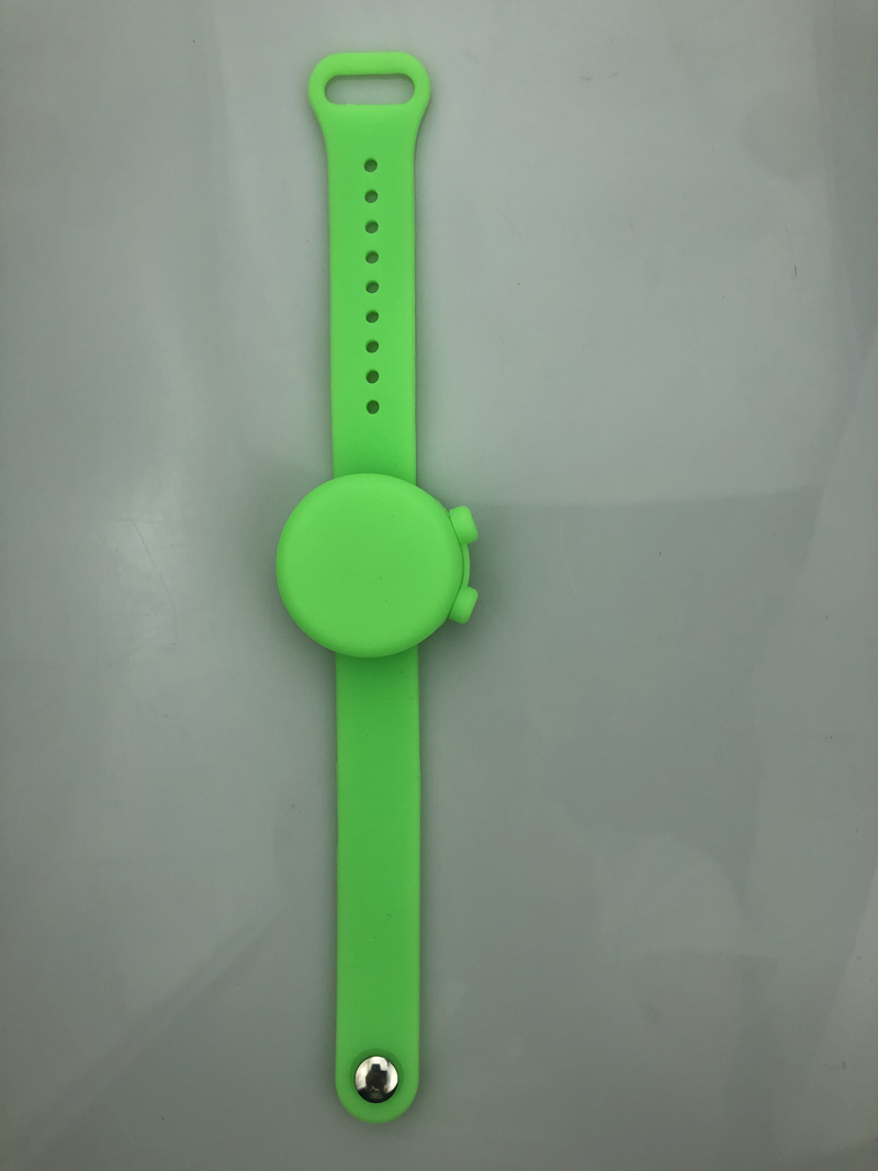 Silicone Hand Sanitizer Dispenser w/Safety Cap 8