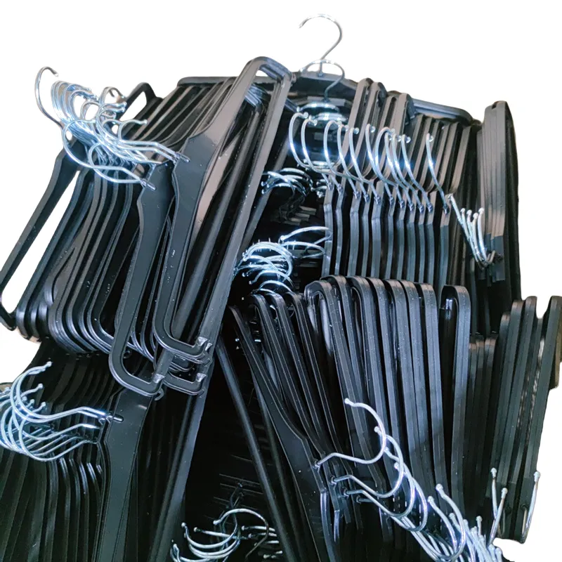 Clothes/Pants Hangers Plastic 3