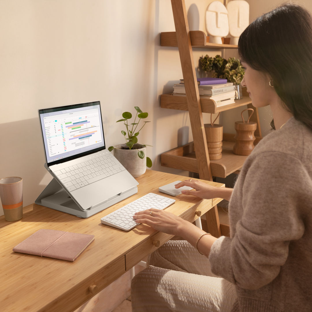 Logitech® Casa Pop-Up Desk 10