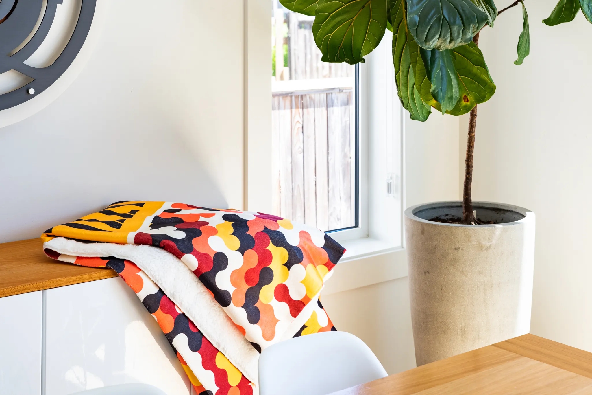 EPICOLOR Sherpa Throw 50" x 60"