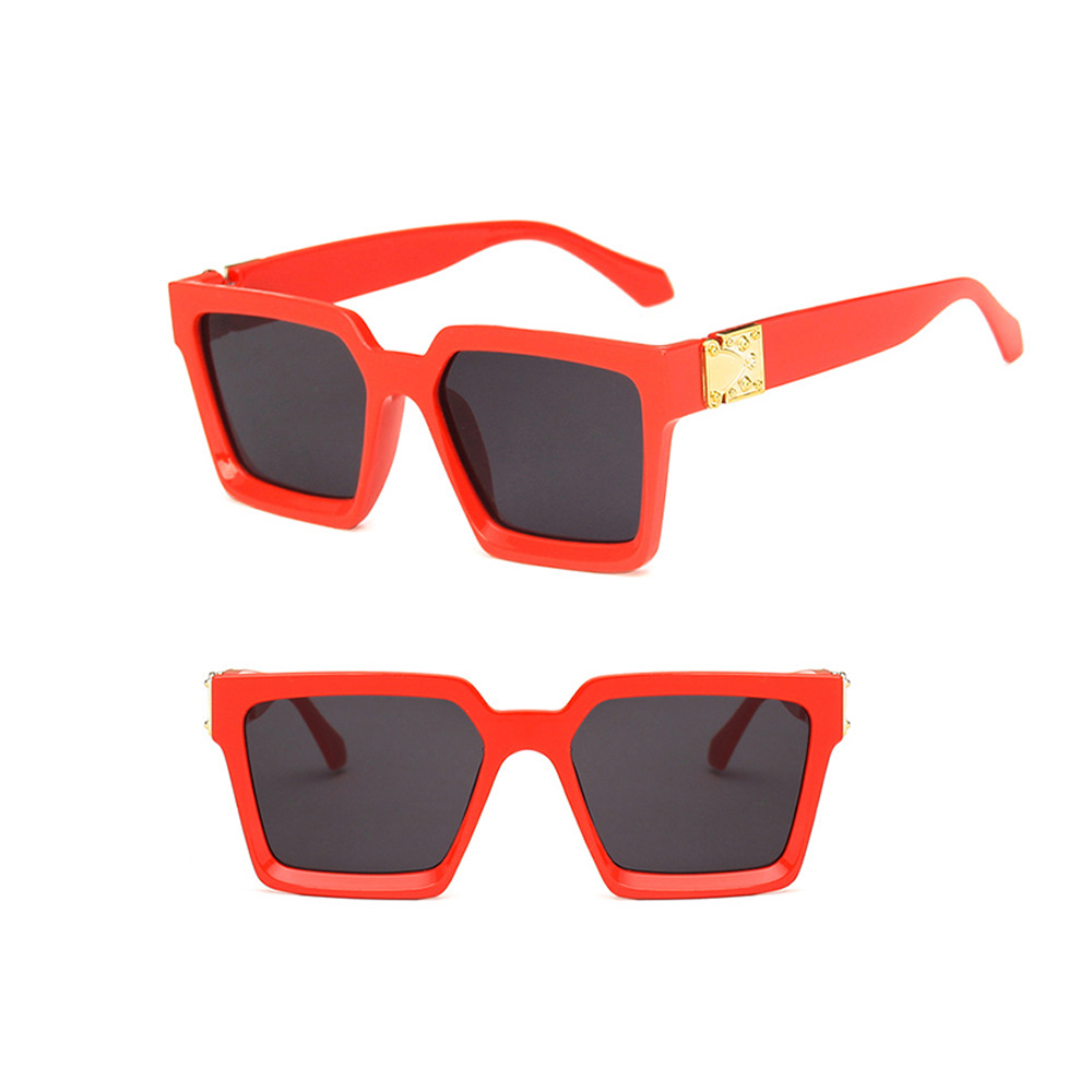 Fashionable retro sunglasses 2