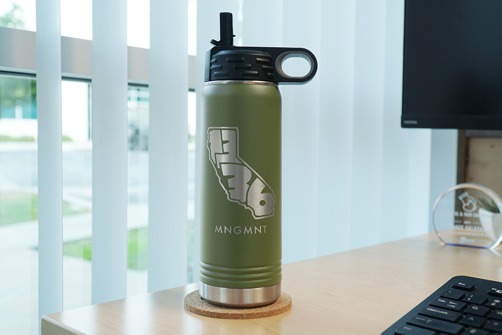 20 oz Polar Camel Metal Water Bottles 2