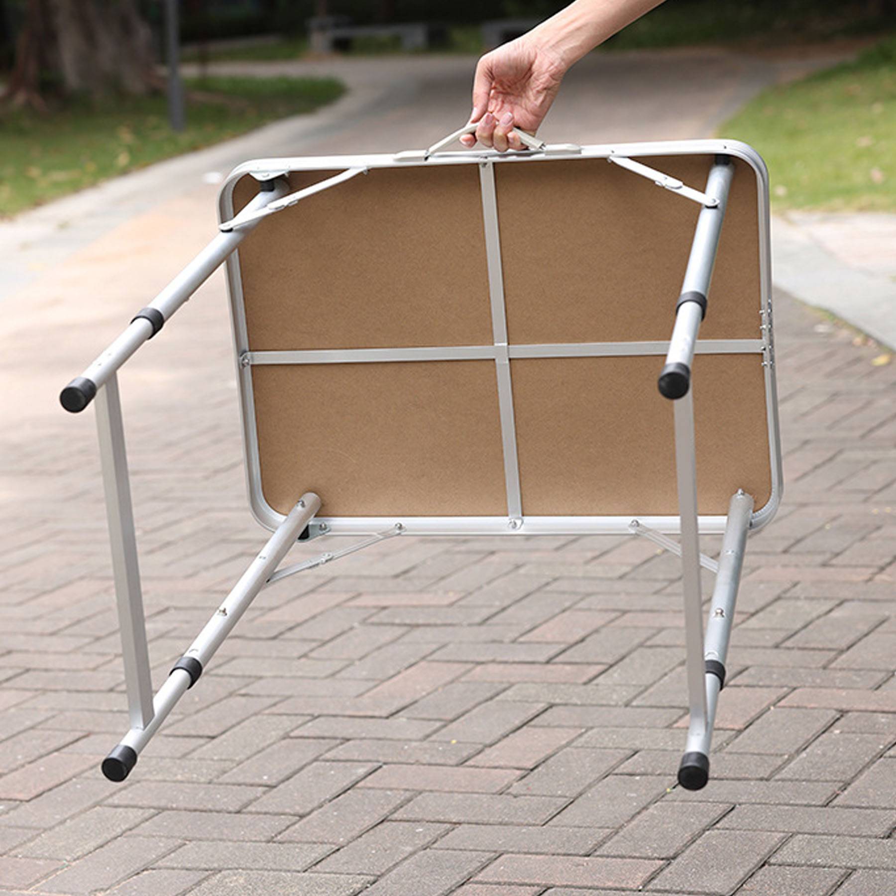 Aluminum alloy folding portable magnetic football board 6