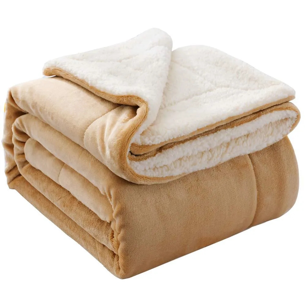 Sherpa Fleece Blankets 3