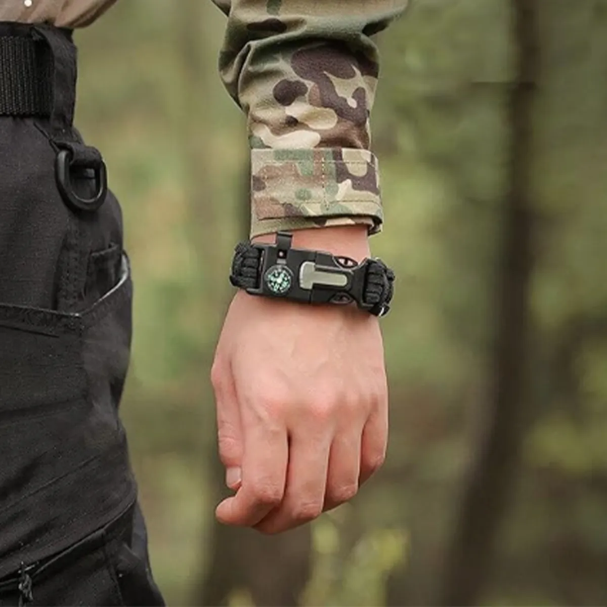 Ultimate Tactical Survival Emergency Paracord Bracelets 3