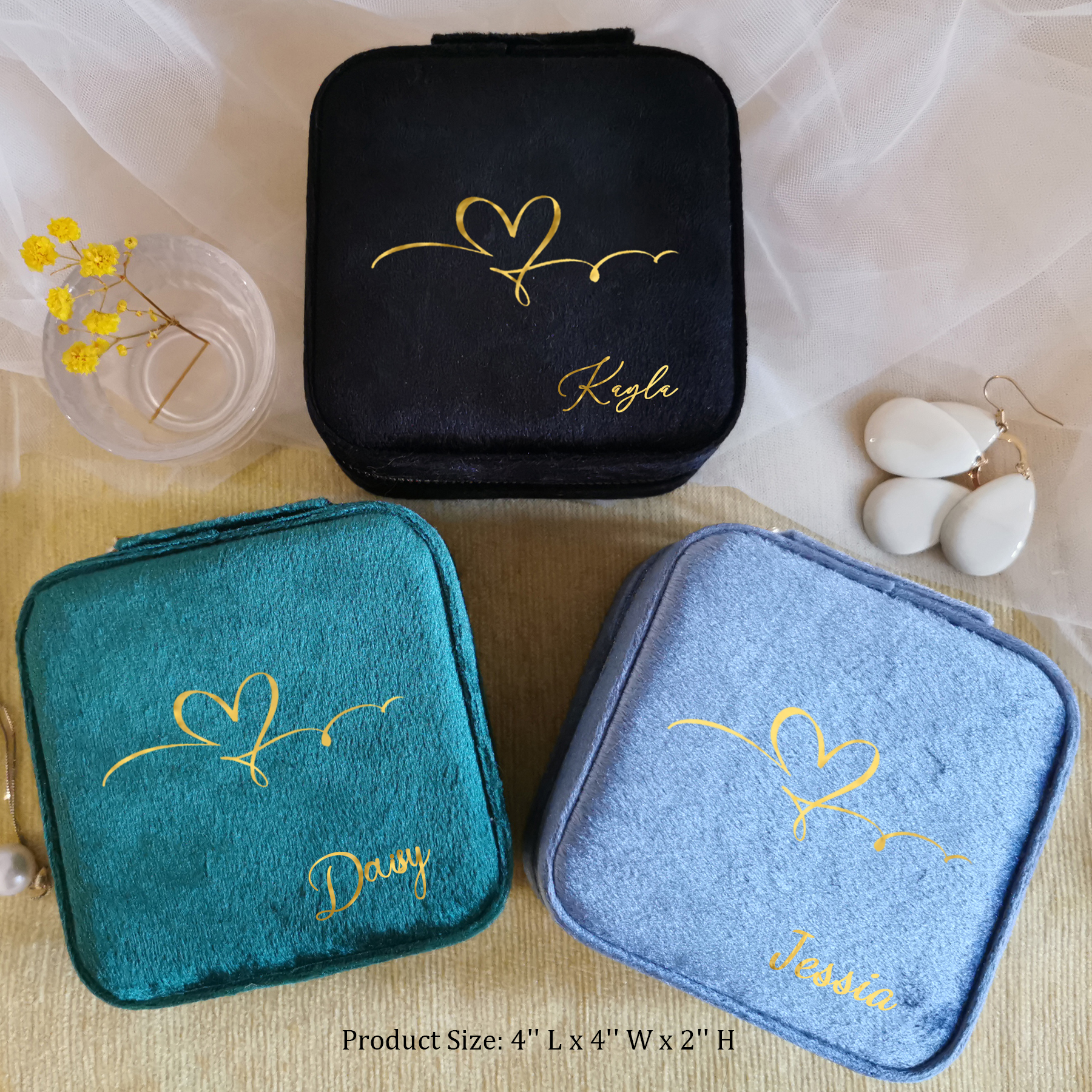 Compact Velvet Jewelry Box 2