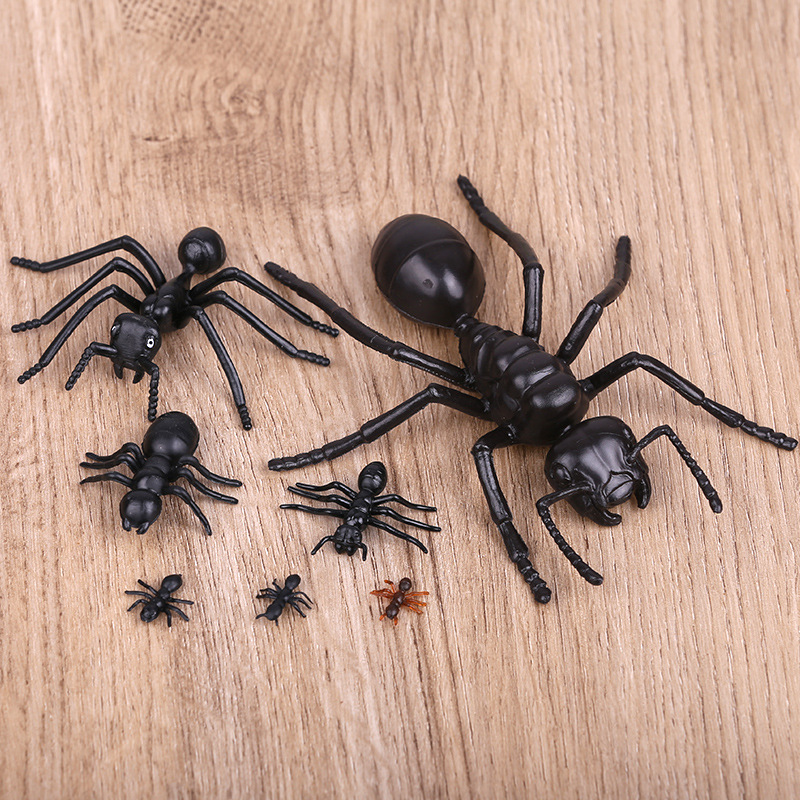 Plastic Ants with Magnet 2