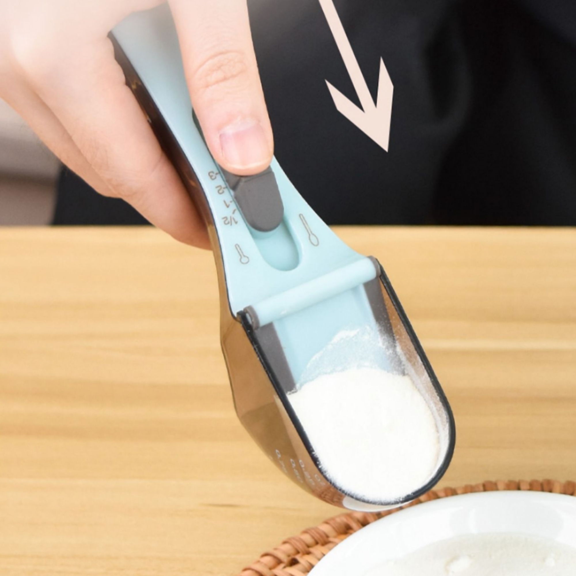 Sliding Measuring Spoon 1