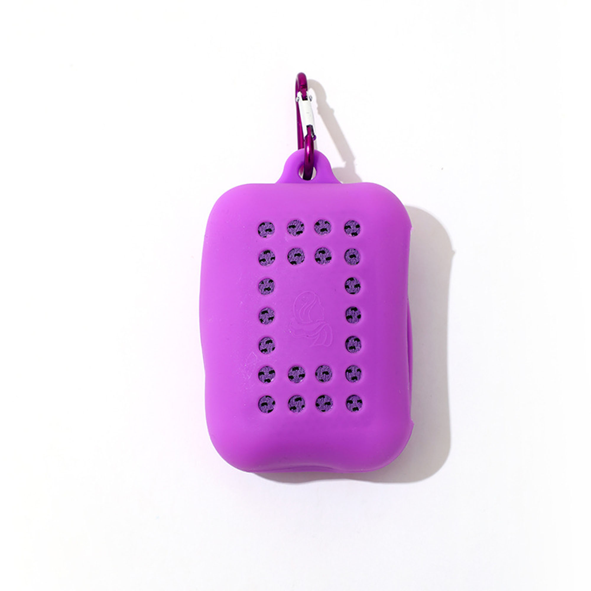 Breathable Cooling Towel in Silicone Pouch 8