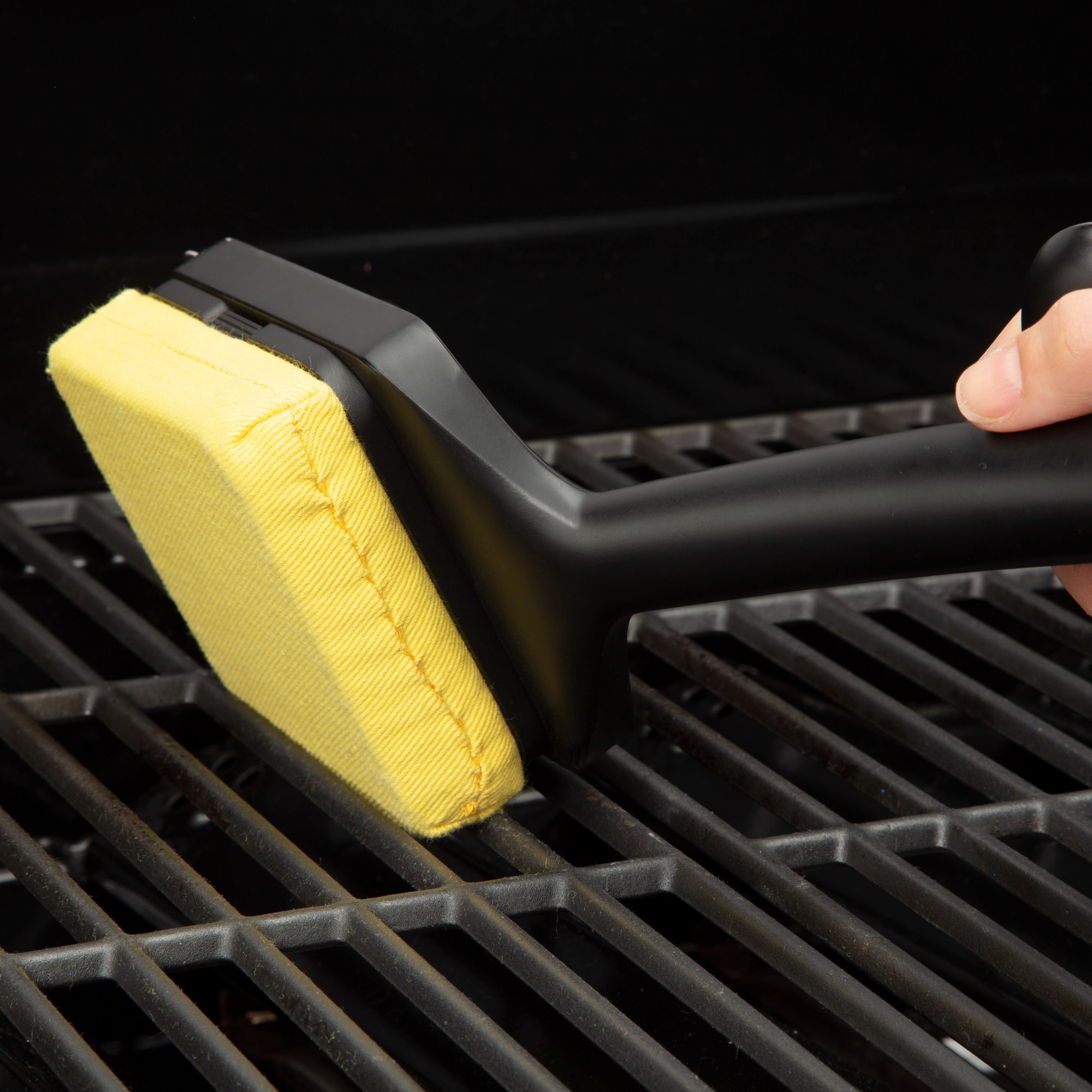 Cuisinart Outdoors™ Grill Renew Steam Cleaner Brush 8