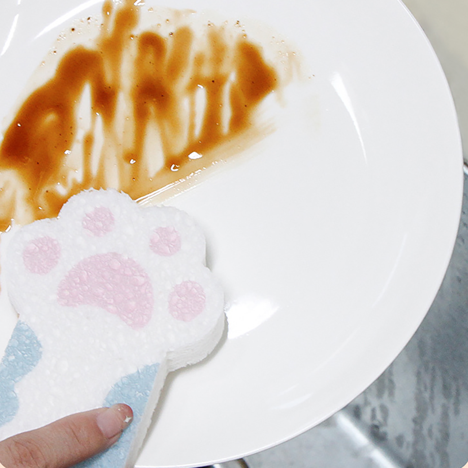 Oil-Removing Cartoon Cat Paw Dish Sponge with Hanging String 2