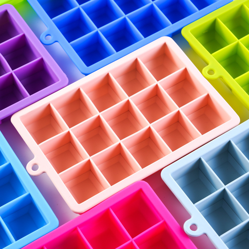 24 Compartment Silicone Ice Tray / Lid 3