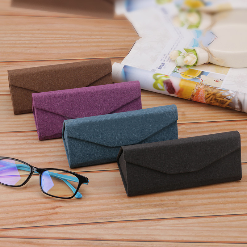 Custom Sunglass Cases with a Mirror 3