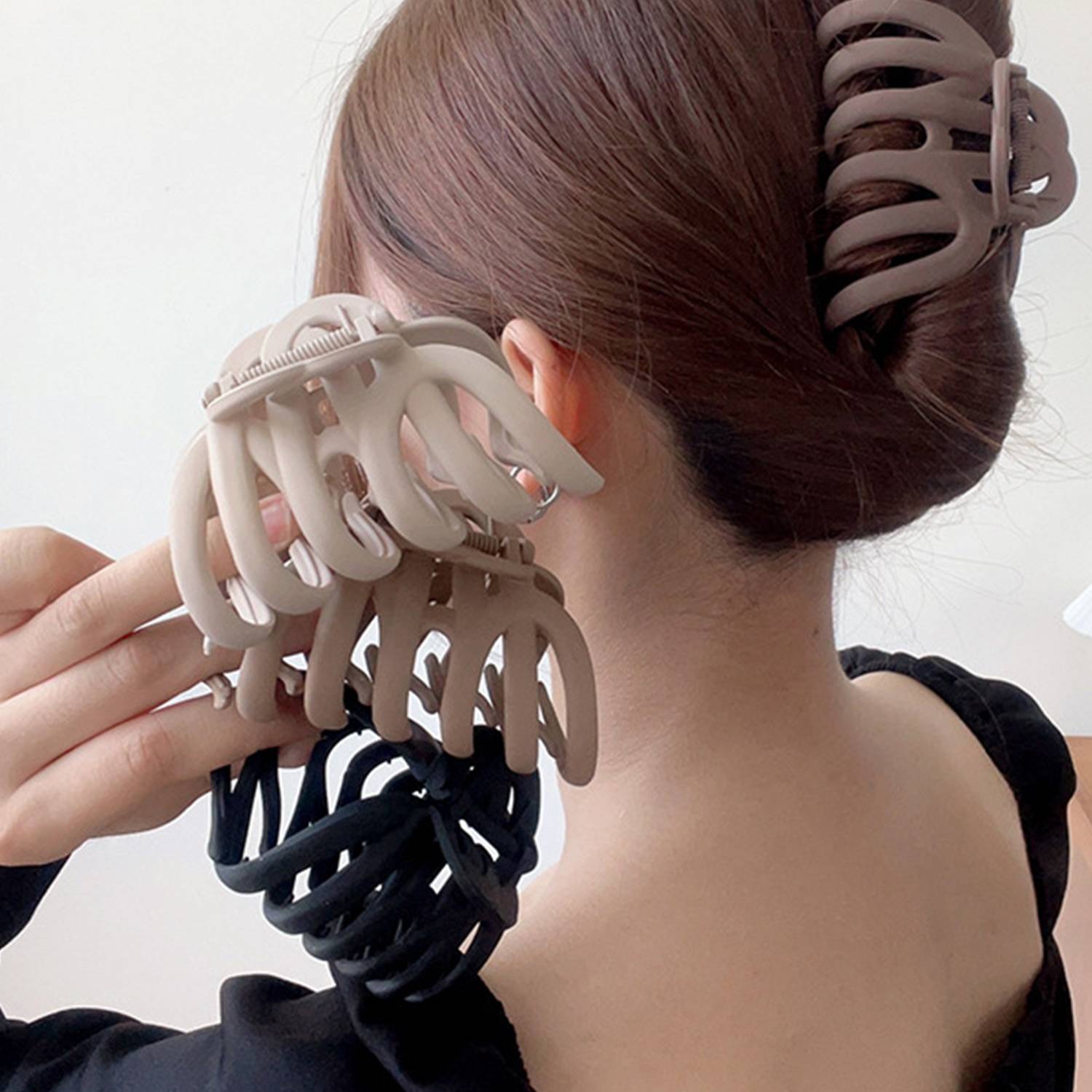 Women Plastic Hair Clips 4