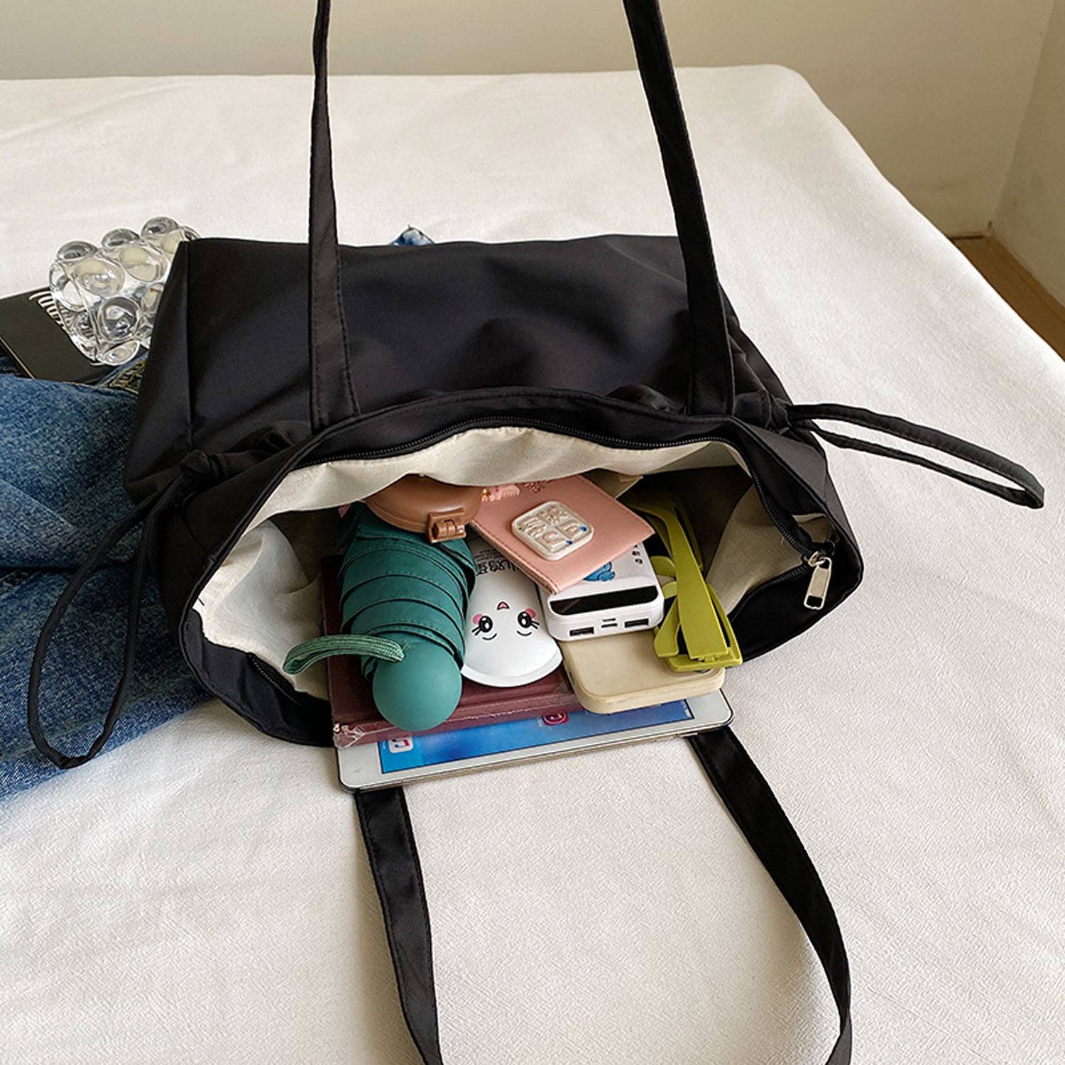 Lightweight Canvas Tote Bag, custom tote bag with logo imprint 1
