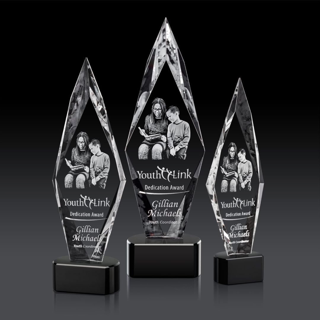 Manilow Award on Paragon Base (3D) - Black