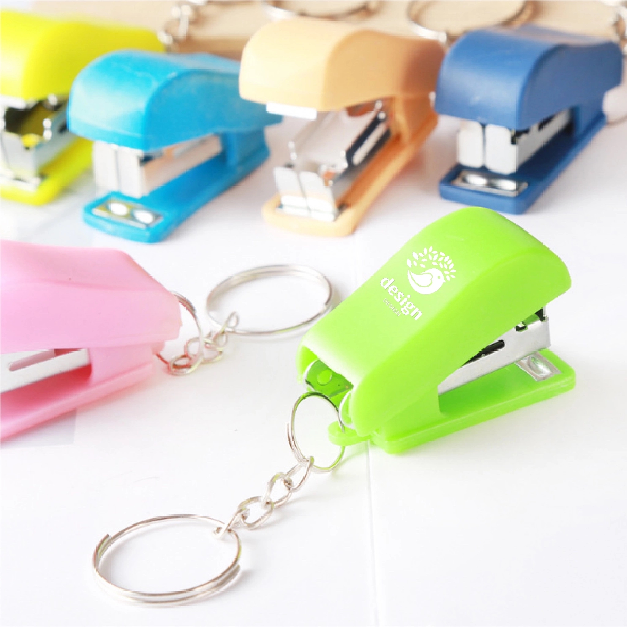 Portable Mini Keychain Stapler MOQ 50PCS 1