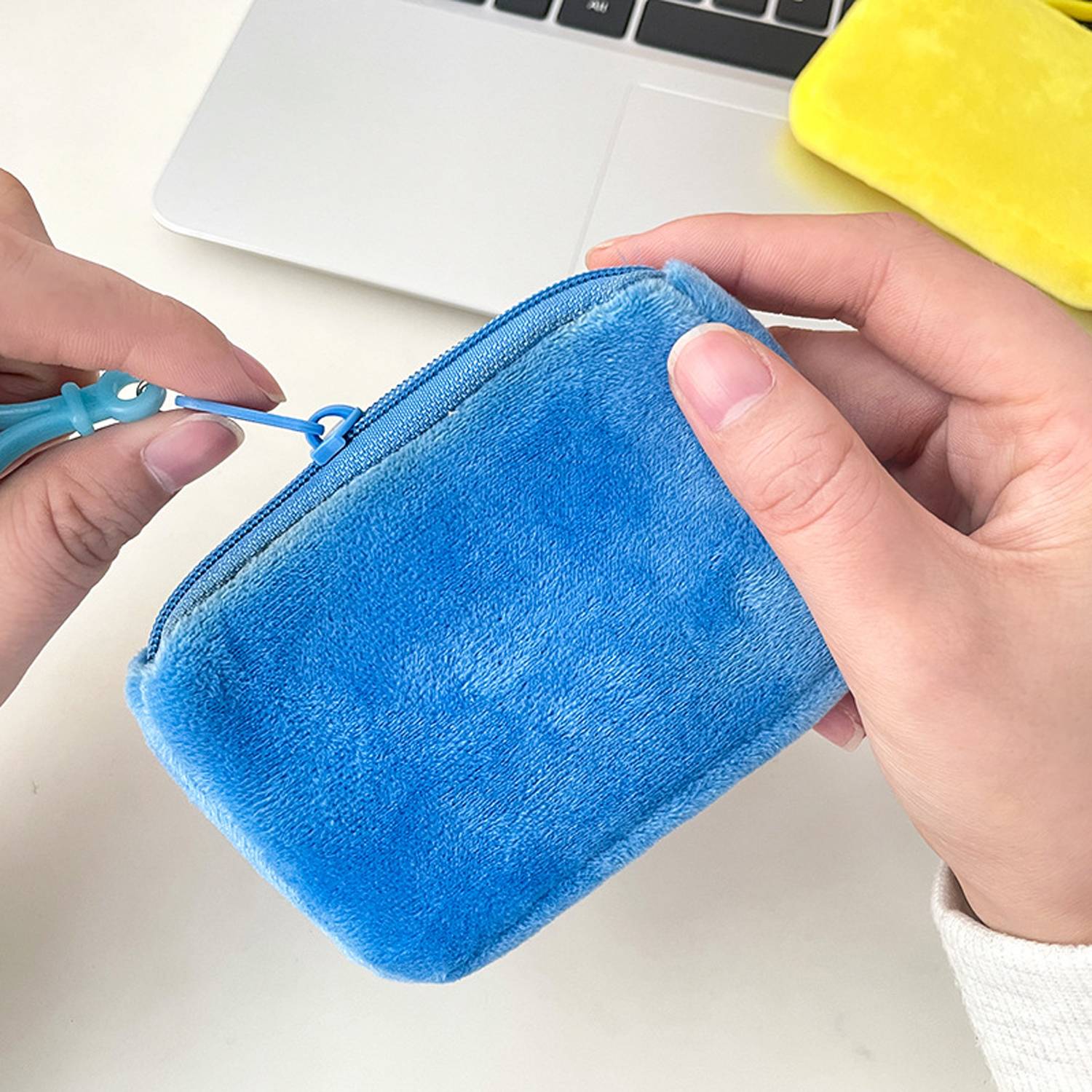 Solid Color Square Mini Plush Storage Bag 5
