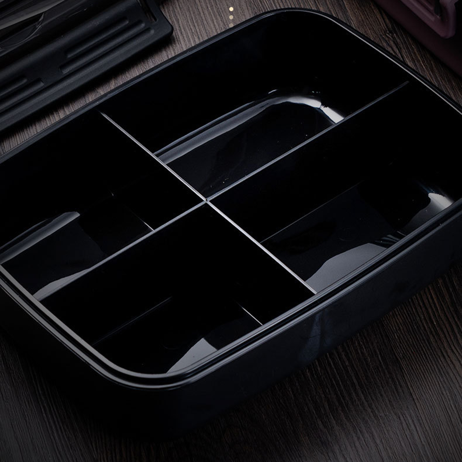 Leak-Proof Four Compartments Storage Lunch Box 3