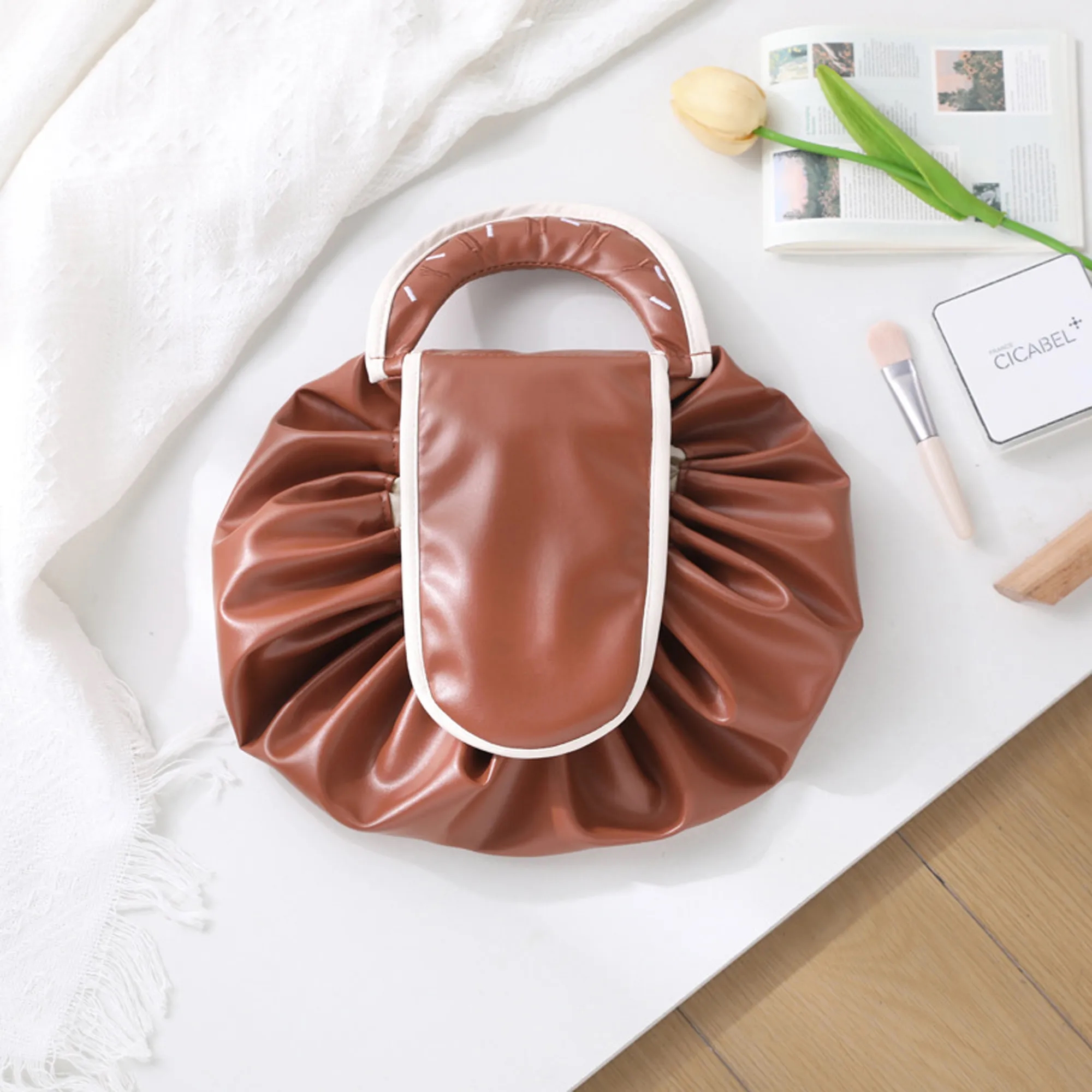 High-Capacity Drawstring Makeup Bag 7