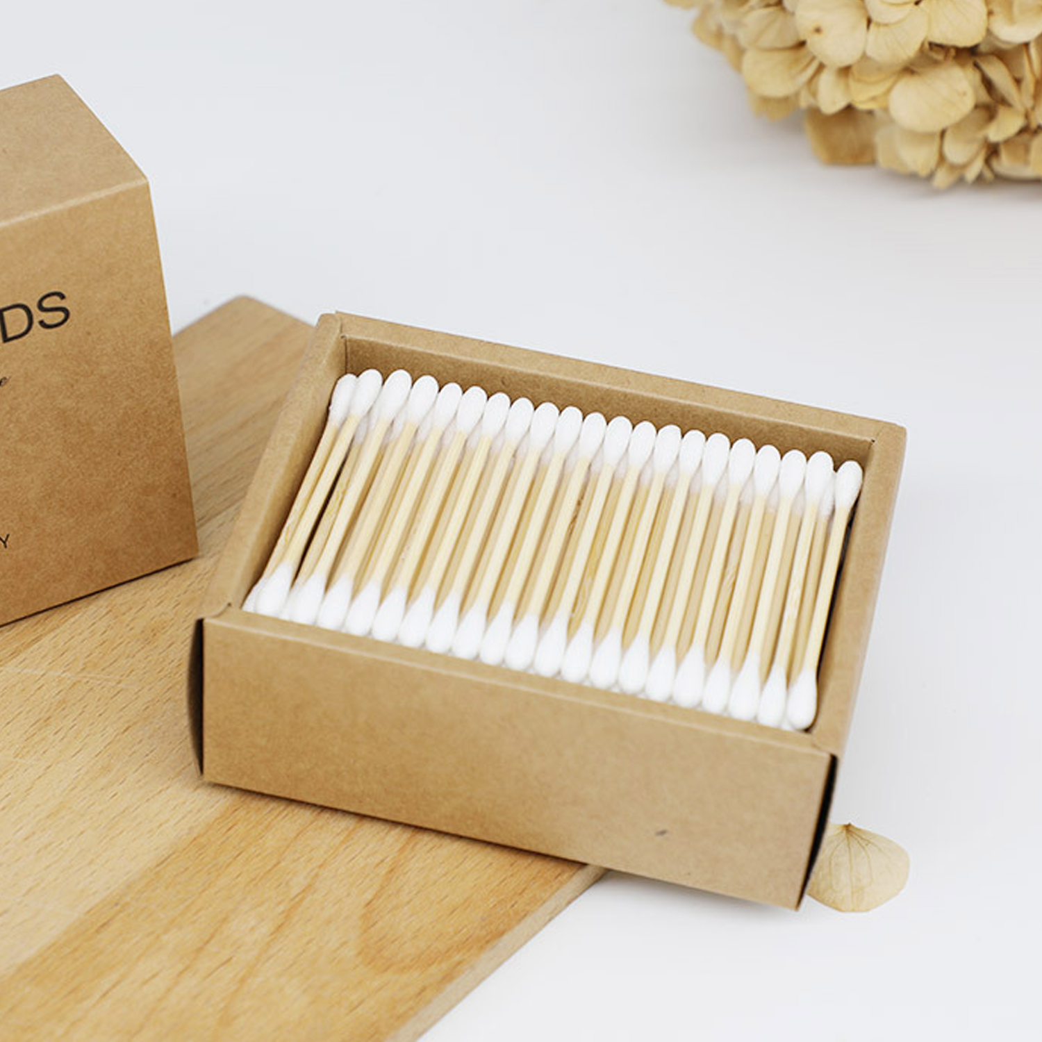 200-Count Bamboo & Wood Cotton Swabs 6