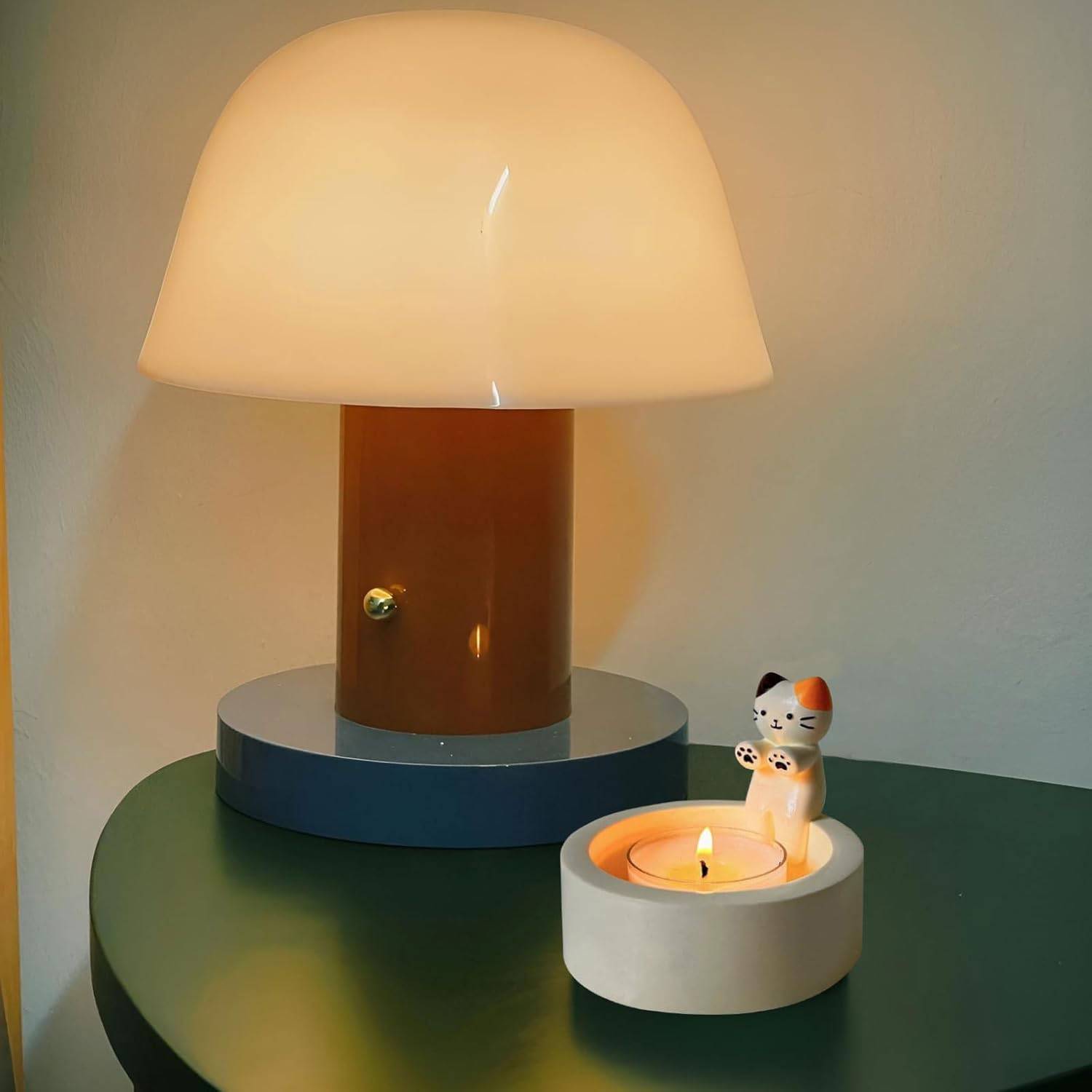 Adorable Cartoon Cat Warming Paws Mini Candle Holder 7