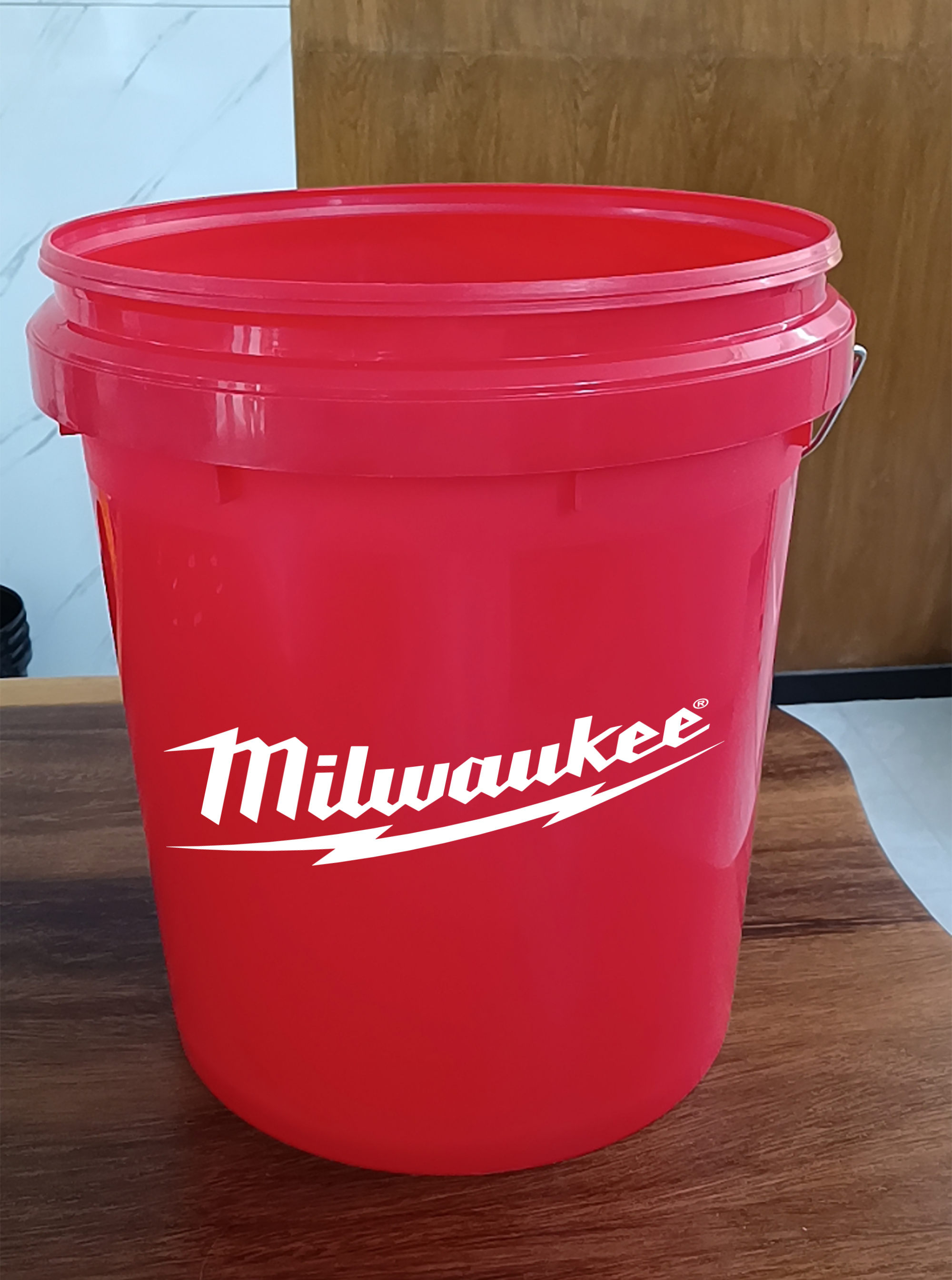 5 Gallon Bucket 3