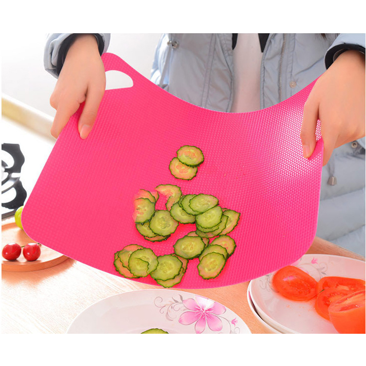 Plastic Cutting Board 2