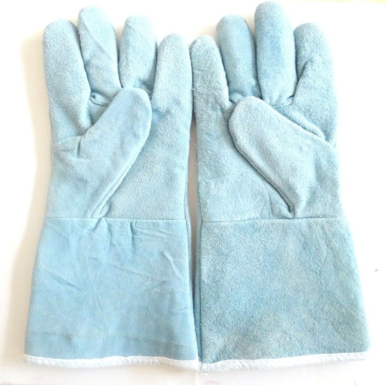 Welder & Fireplace Gloves 2
