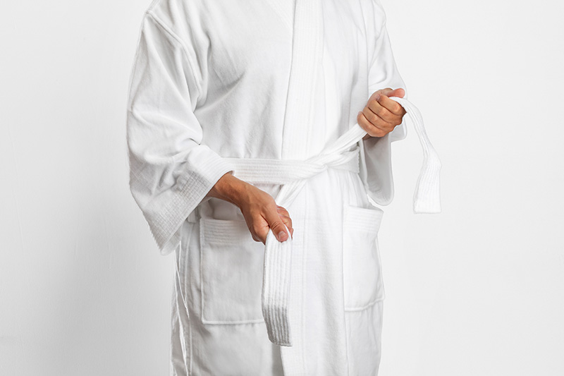 Luxurious Plush Bath Robe 2